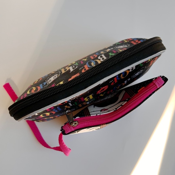 Betty Boop Cosmetic Bags (2) Fleischer Studios 2014 - Picture 7 of 12